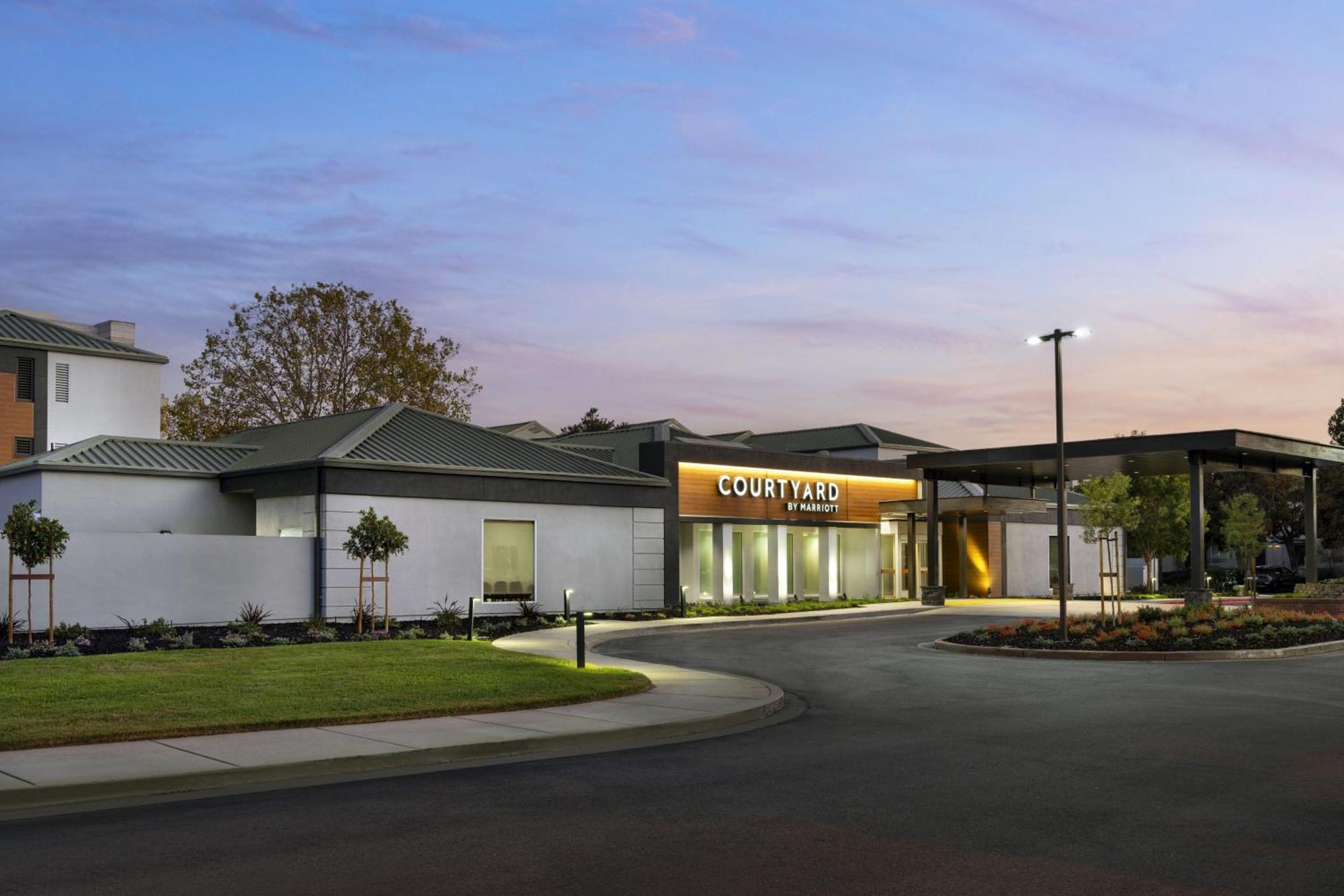 Courtyard By Marriott San Mateo Foster City Hotell Eksteriør bilde