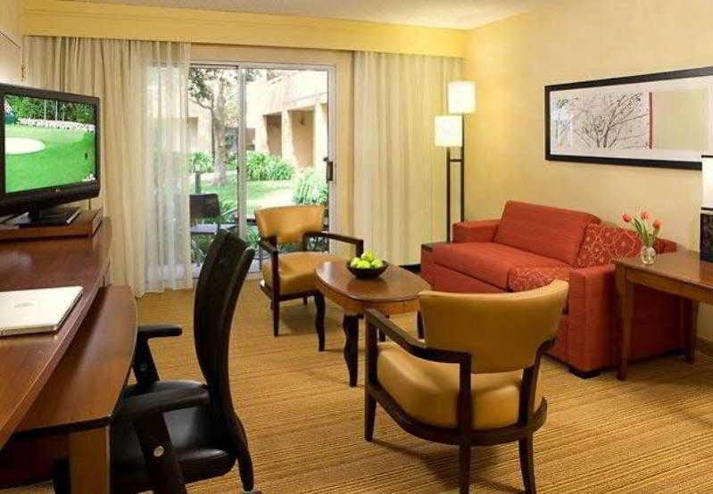 Courtyard By Marriott San Mateo Foster City Hotell Eksteriør bilde